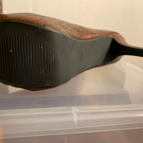 Dot's brown alligator peep toe heels - Picture 4 of 8